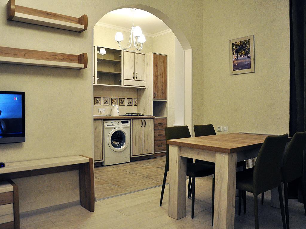 Odessa Rent - Mayakovskogo Lane 9 Apartament Zewnętrze zdjęcie